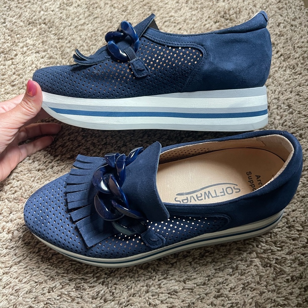 Softwaves Cadie Navy Blue Platform Loafers
